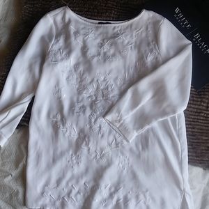 Ann Taylor White Embroidered Blouse